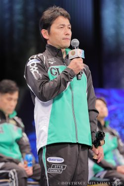 優出インタビューの様子